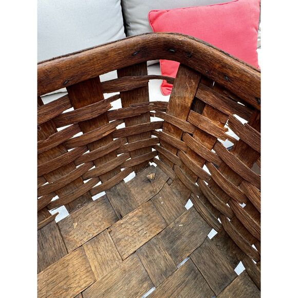 Beautiful antique split oak gathering basket; country, primitive wood basket - Picture 9 of 13